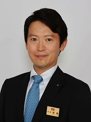 斎藤元彦の家族構成は嫁と息子1人！義実家がお金持ちで将来は安泰？